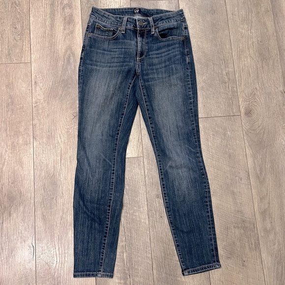 Gap Women’s Midrise Skinny Jeans. - Picture 1 of 11